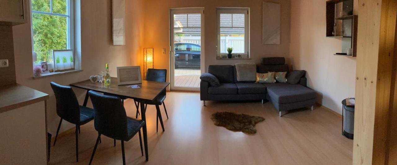 Villa Toskana Wohnung 1 Wackersdorf Eksteriør billede